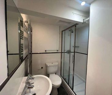 Ambry House, St. James's Parade, Bath, Somerset, BA1 - Photo 6