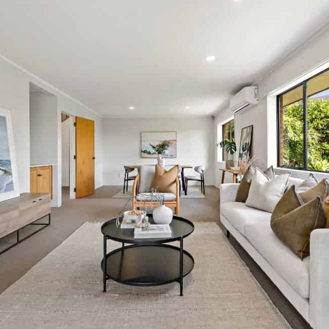 Spacious 4BR Home with Garden! - Photo 1