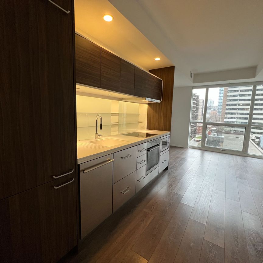 For Lease - 45 Charles Street Unit# 612, Toronto, Ontario - Photo 1