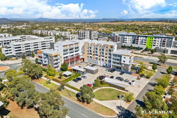 One bedroom Times Square apartment - Photo 1