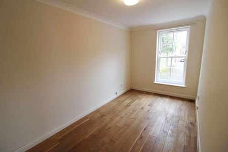 West Court, West Drive, Sonning, Reading, RG4 - Photo 2
