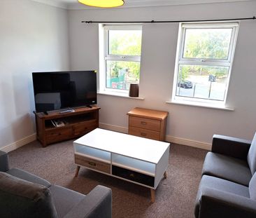 1 bedroom property to rent - Photo 2