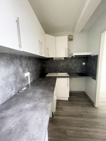 Location Appartement 1 pièce 28m² - Photo 4