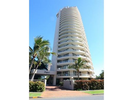 Available now, open to a rental offer - Photo 4