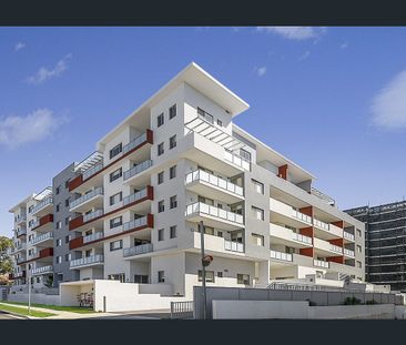 MODERN APARTMENT IN A CENTRAL LOCATION - Photo 5