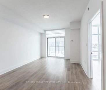 450 Dundas Street #327 - Photo 2