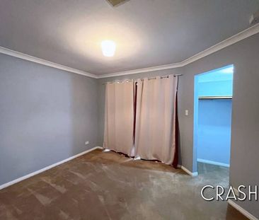 3 bedroom + sleep out + sunroom, House in Greenfields with Workshop. - Photo 2