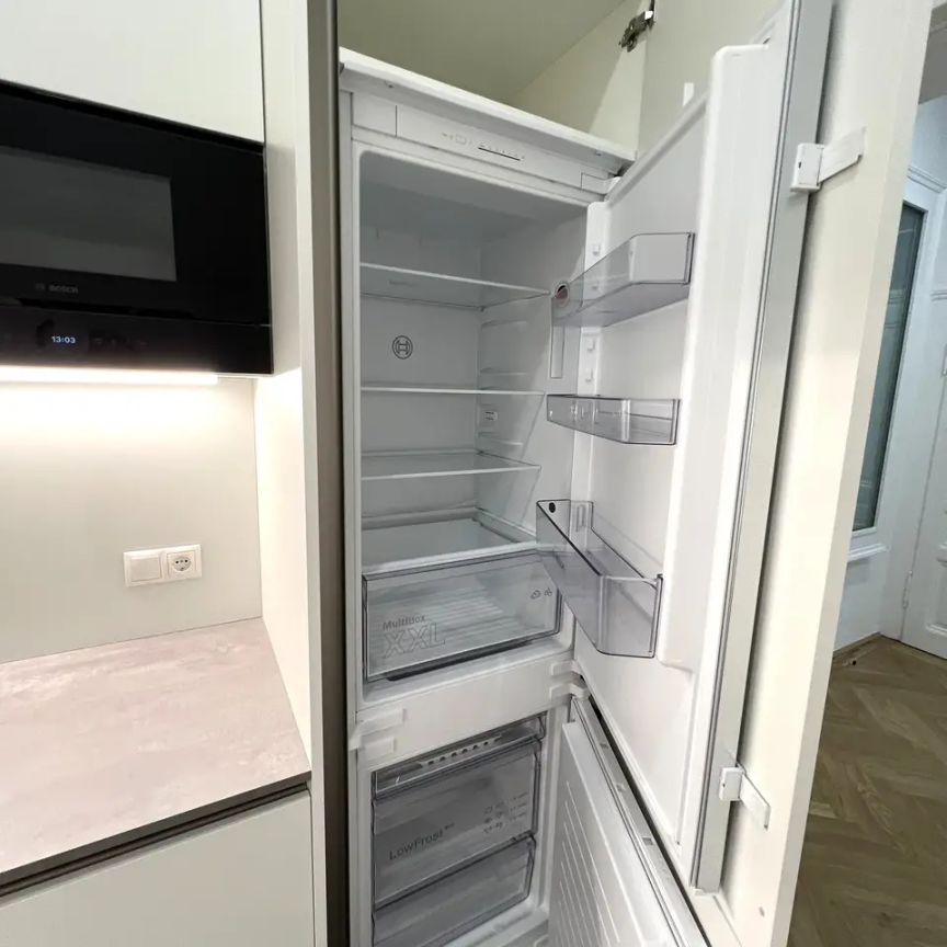 ERSTBEZUG NACH SANIERUNG: Ruhige Altbauwohnung in der Praterstraße - Photo 1