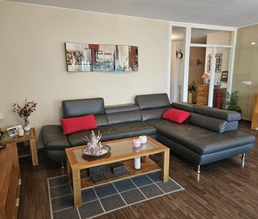 Geräumige 2-Raum-Wohnung in gepflegter Wohnanlage *Tiefgaragenstell... - Foto 1