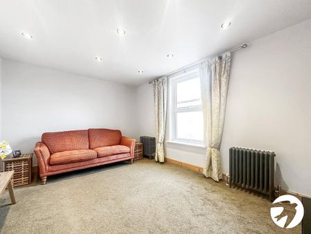 2 bedroom end of terrace house to rent - Photo 5