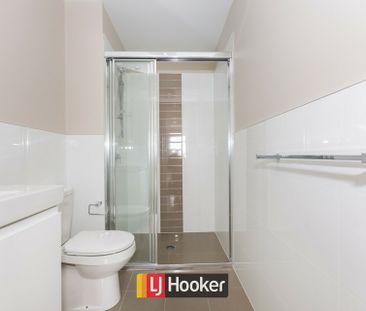 Ideal Location! - Photo 6