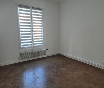 Location Appartement 3 pièces 95m² VALENCIENNES 59300 - Photo 4