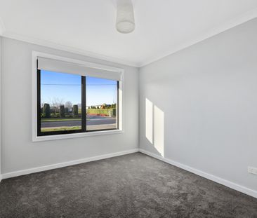 Spacious Design & Low-Maintenance Living in Longford - Photo 1