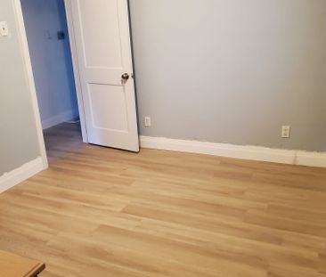 For Lease - 27 Lambton Avenue, Toronto, Ontario - Photo 4