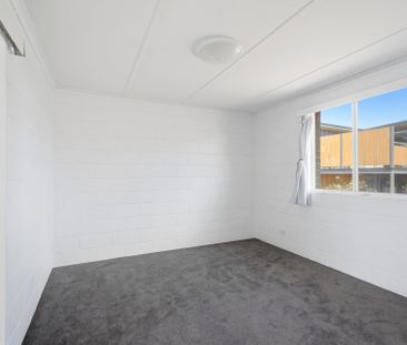 Charming & Convenient Unit in the Heart of New Town - Photo 2