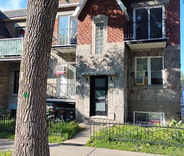 🏠 3 ½ entièrement rénové – Demi-sous-sol à louer | Rosemont / 24e A... - Photo 2