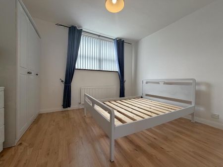 60b Donegore Drive, Antrim, BT41 1ED - Photo 2