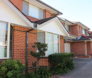 4/37 Karimbla Road, Miranda, NSW 2228 - Photo 1