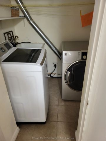 3513 Gandhi Way #Bsmt - Photo 5