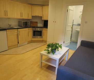 Studio to rent - Photo 5