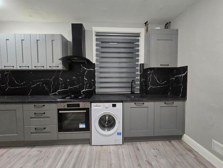 Chandos Road N17, London - Photo 4