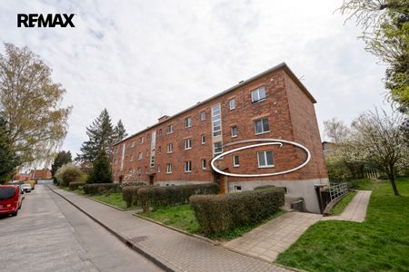Pronájem bytu 2+1 v osobním vlastnictví 59 m², Zlín - Fotografie 3