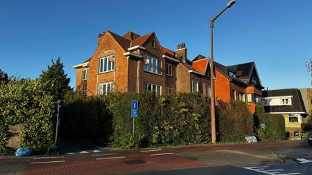 Standaard appartement met 2 slaapkamers en garage in Gent - Photo 2