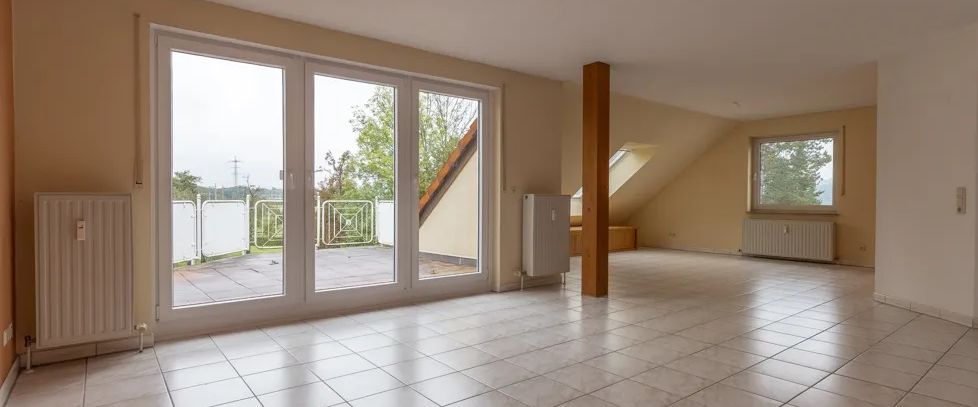 Schöne ca. 134,9 m² große 3-Zimmer-Maisonettewohnung mit Dachatelier und Westloggia in Garenfeld! - Foto 1