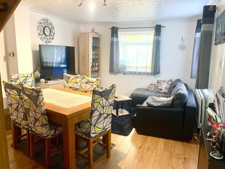 2 bedroom house to rent - Photo 2