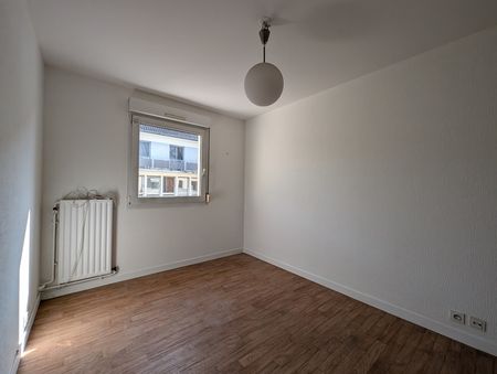 Location Appartement 2 pièces 47m² TROYES 10000 - Photo 3