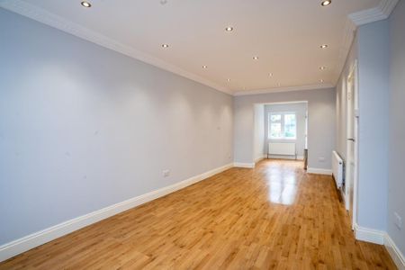 3 bedroom terraced house to rent - Photo 2