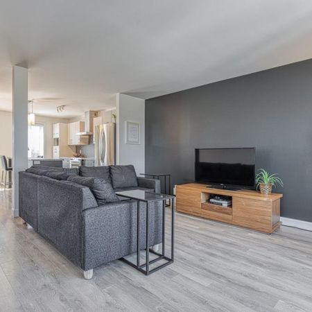 SUPER CONDO 5 1/2 À LOUER À NEUFCHÂTEL - Photo 3