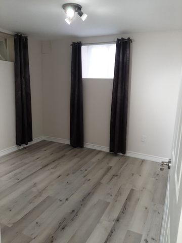 For Lease - 32 Ryan Court Unit# Lower, Barrie, Ontario - Photo 3