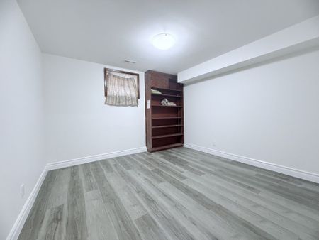 For Lease - 61 Crosland Drive, Toronto, Ontario - Photo 2