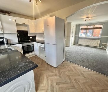 Vernon Avenue, Nottingham, Old Basford - Photo 2