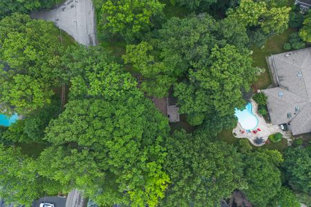 For Lease - 330 Poplar Drive, Oakville, Ontario - Photo 2