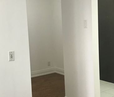 For Lease - 1060 Sheppard Avenue Unit# 409, Toronto, Ontario - Photo 6