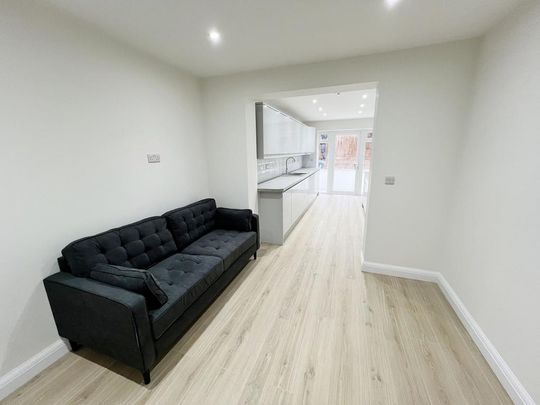 1 bedroom house of multiple occupation to rent - Photo 1