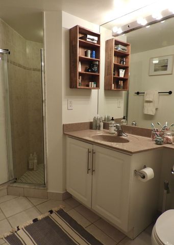 For Lease - 219 Fort York Boulevard Unit# 410, Toronto, Ontario - Photo 4