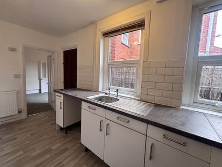 Hatton Gardens, Newark, Notts, NG24 - Photo 3