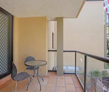 Bella Vista Resort. 2 Bedroom with extra large balcony. - Photo 6