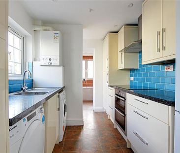 3 bedroom end of terrace house to rent - Photo 5