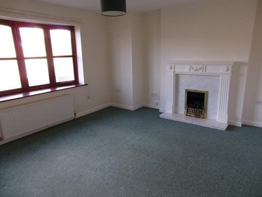 2 bedroom detached bungalow to rent - Photo 1