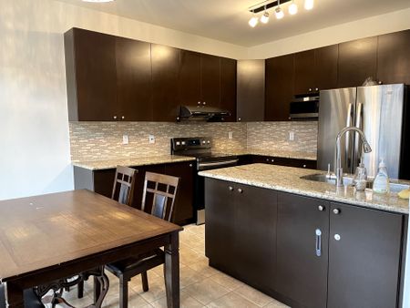 For Lease - 17 Kentland Street, Markham, Ontario - Photo 5