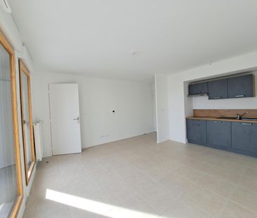 Location Appartement 2 pièces 43m² TOURS 37000 - Photo 3