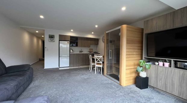 Ground Floor apartment - Photo 1