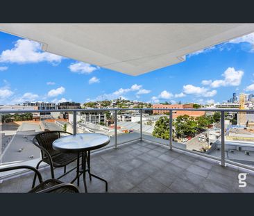 514/42 Wyandra Street, Newstead, Qld 4006 - Photo 2