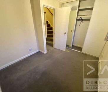 Hawthorne Place, Epsom, KT17 - Photo 5