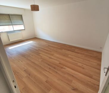 Location Appartement 1 pièce 30m² RODEZ 12000 - Photo 4