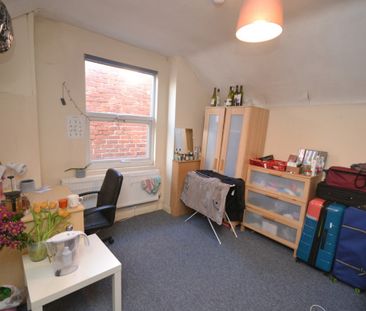 1 bed Mid Terraced House for Rent - Photo 3